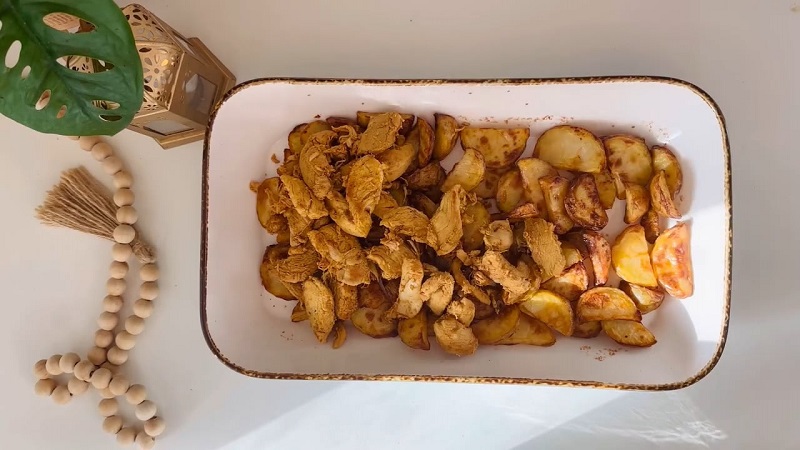 دجاج بالبطاطس